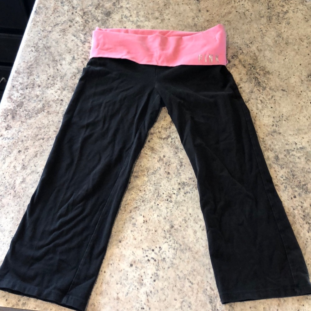 Pink yoga leggings